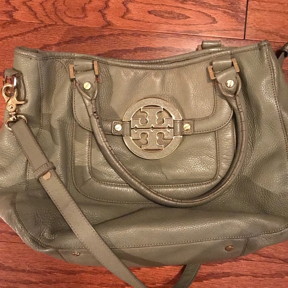 Tory Burch Handbags - Tory Burch grey purse